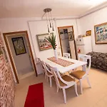 B&B Artistic Tirana